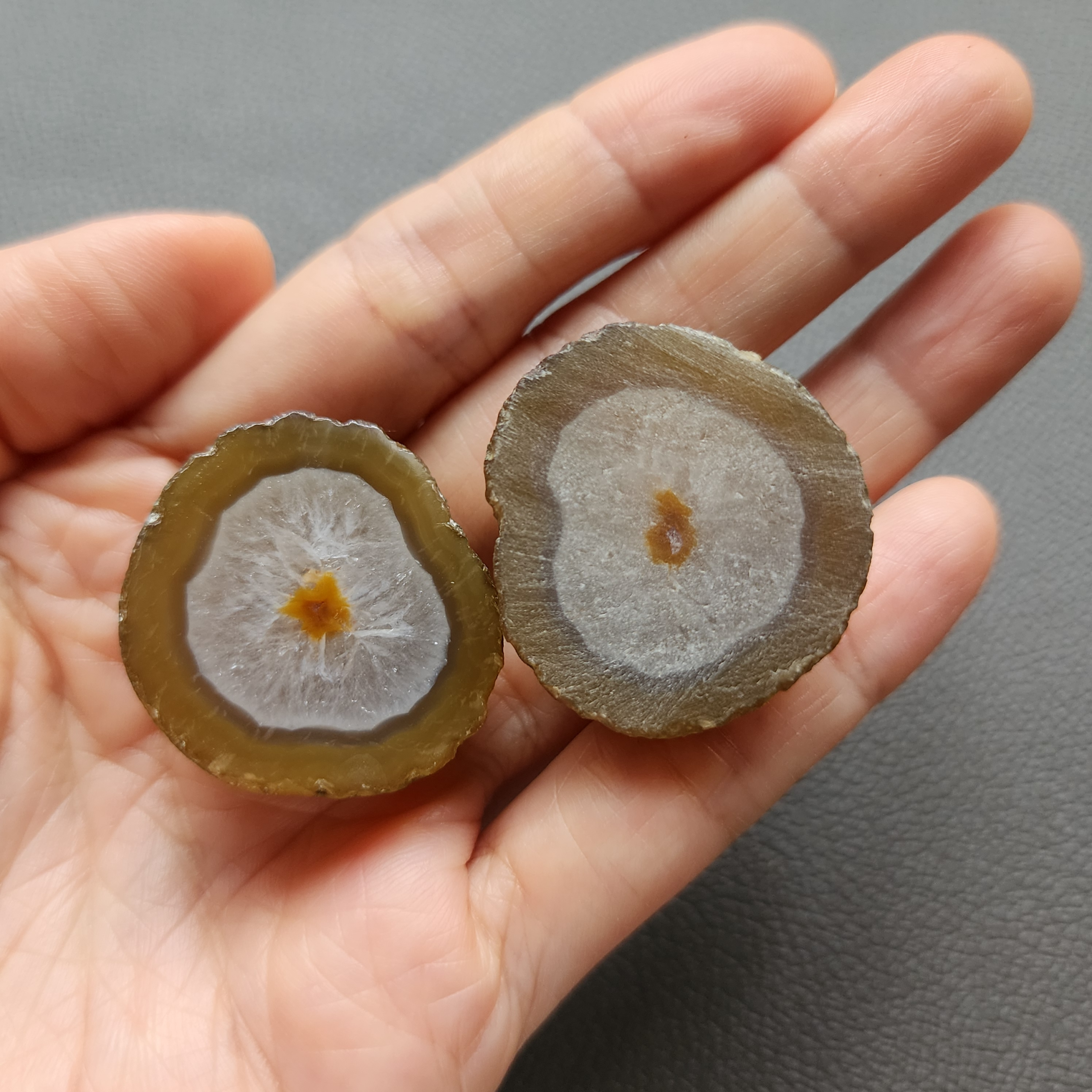 20260423_144025 Zhanguo Red Agate Pair Stone ZR007