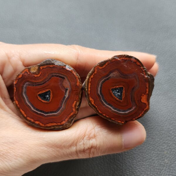 Zhanguo Red Agate Pair Stone (unpolished) ZR009
