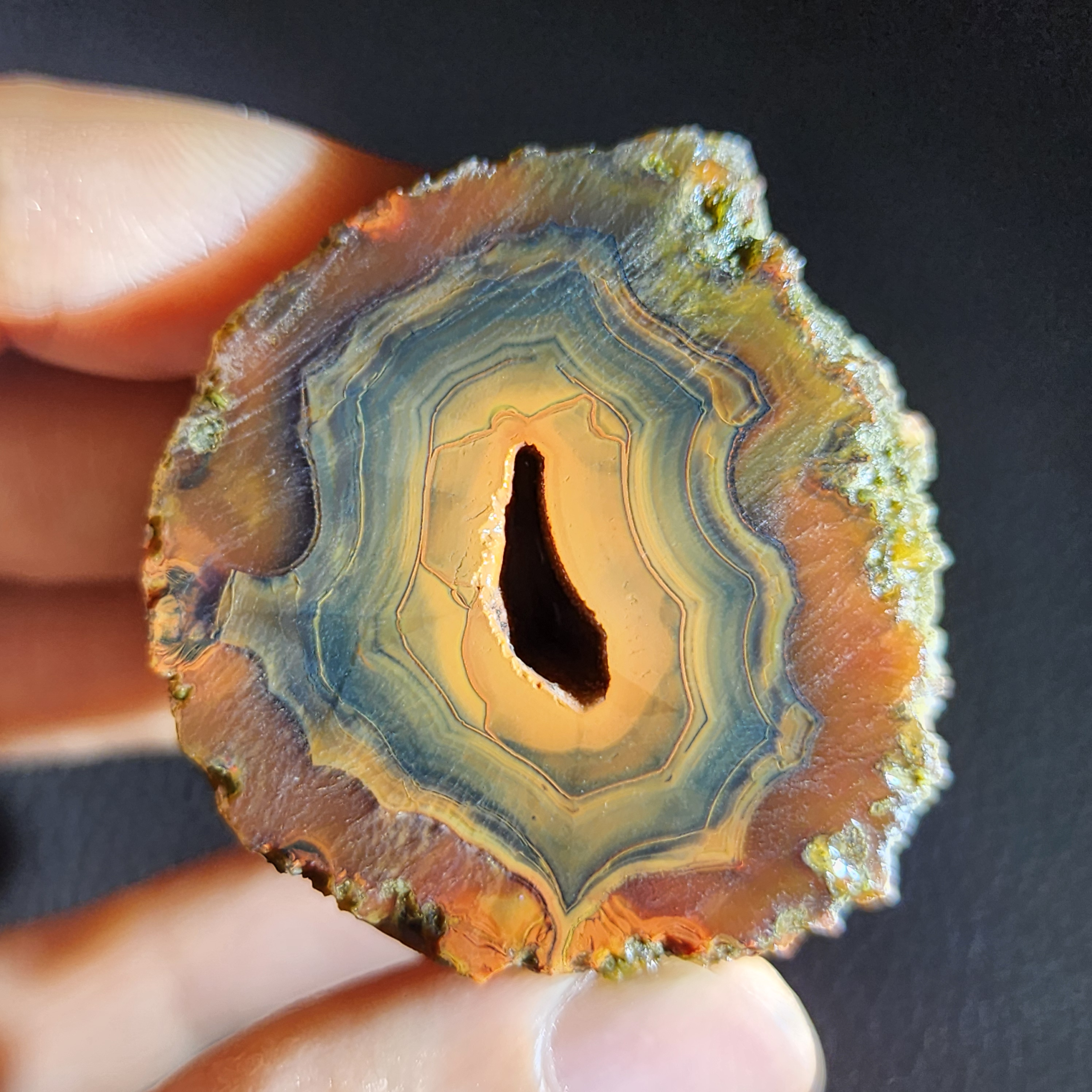 Zhanguo Red Agate Pair Stone (unpolished) ZR011