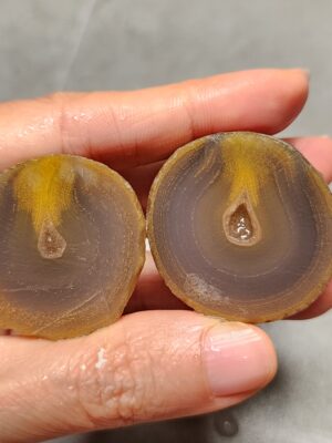 Zhanguo Red Agate Pair Stone (unpolished) ZR005
