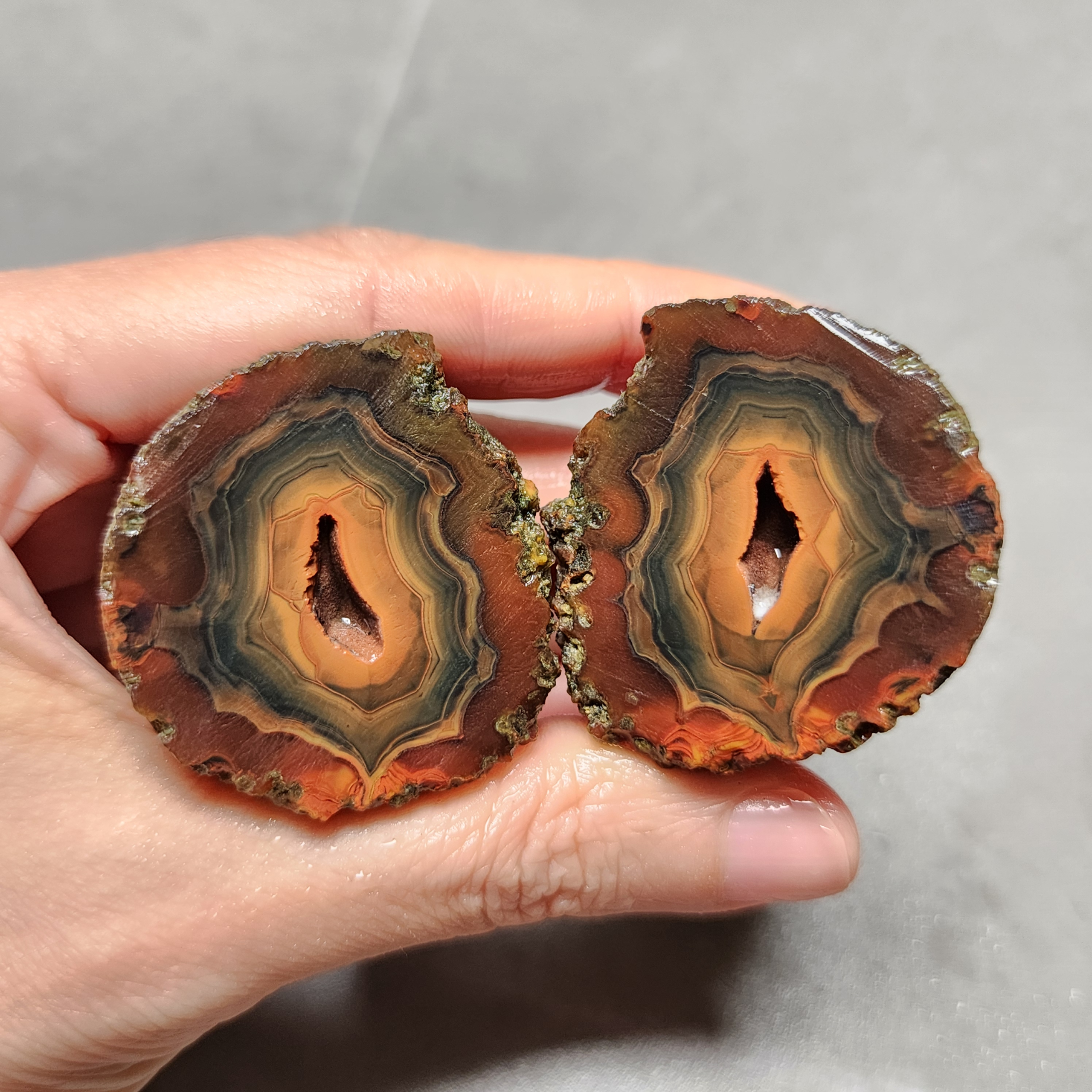 Zhanguo Red Agate Pair Stone (unpolished) ZR011