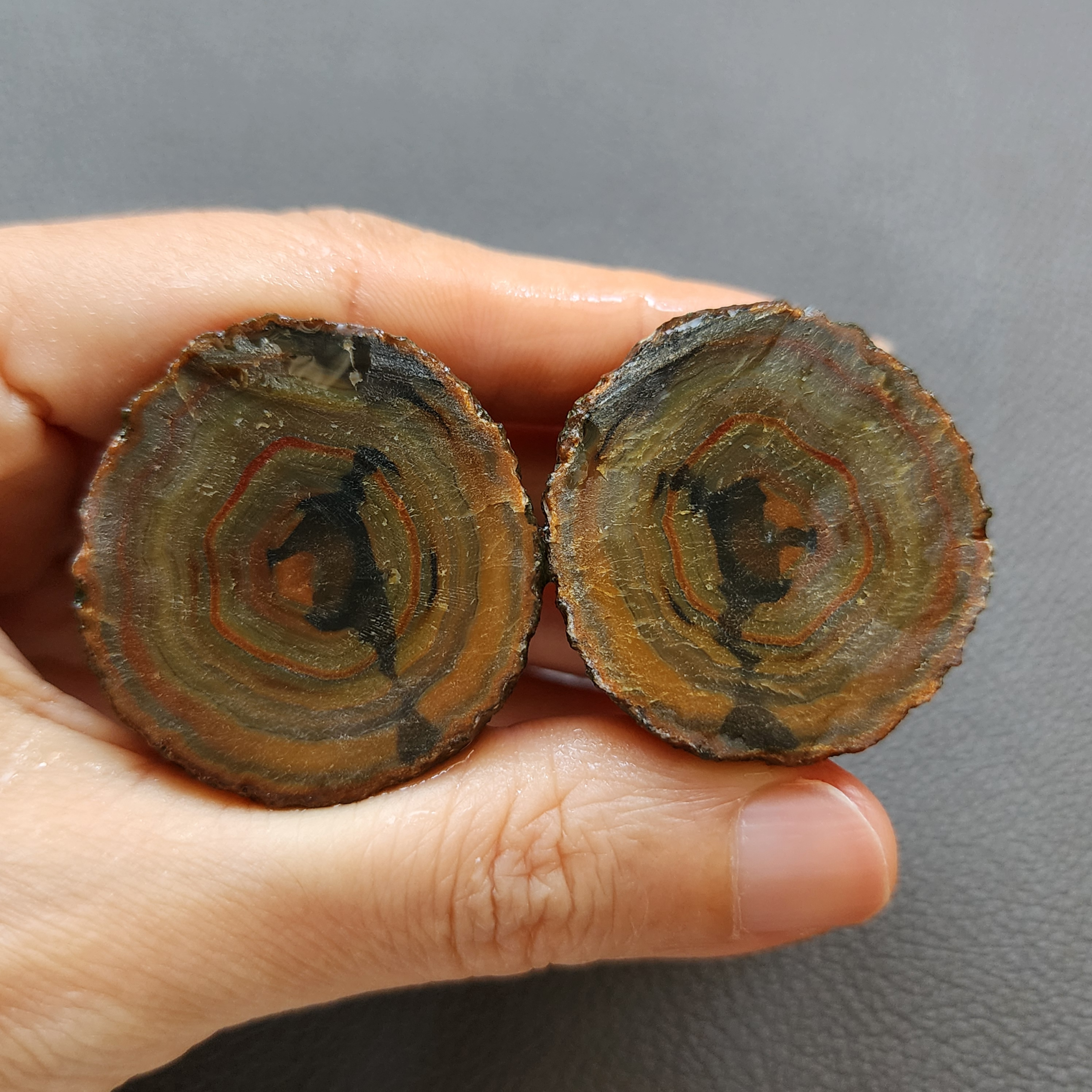 Zhanguo Red Agate Pair Stone (unpolished) ZR013