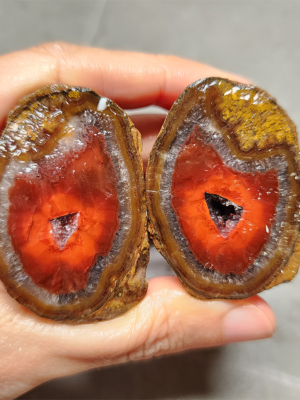 縮圖 Zhanguo Red Agate Pair Stone (unpolished) ZR014
