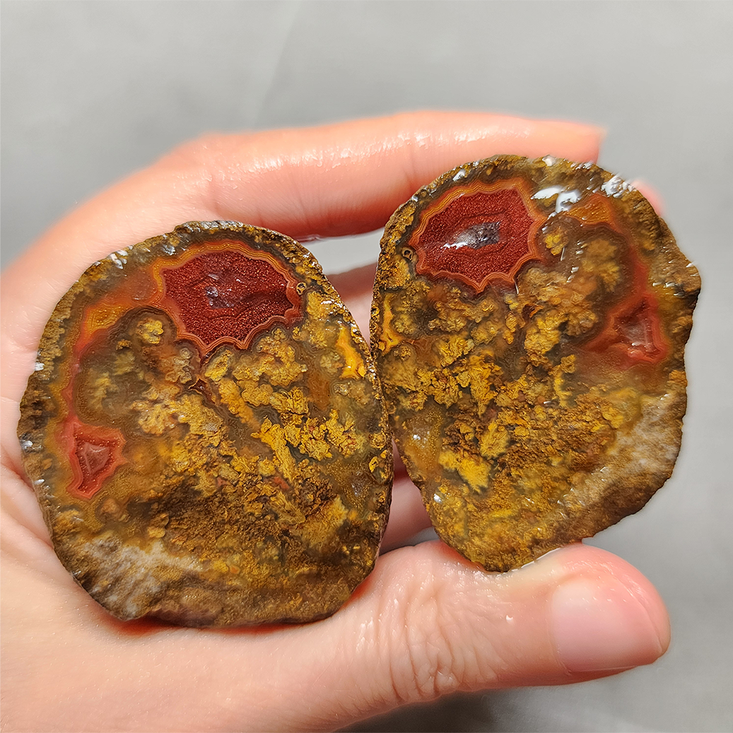 Zhanguo Red Agate Pair Stone (unpolished) ZR015