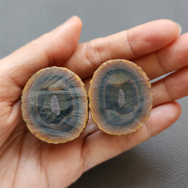 Zhanguo Red Agate Pair Stone (unpolished) ZR016