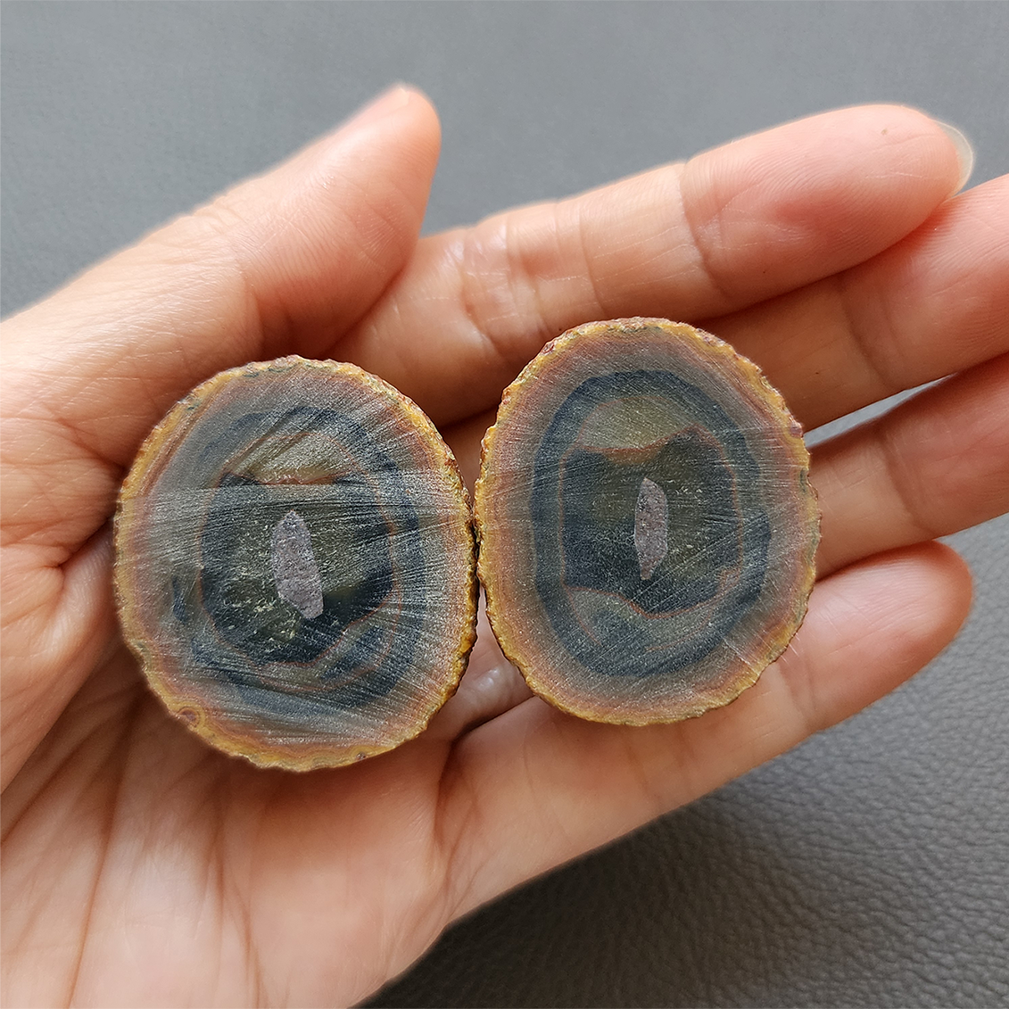 Zhanguo Red Agate Pair Stone (unpolished) ZR016