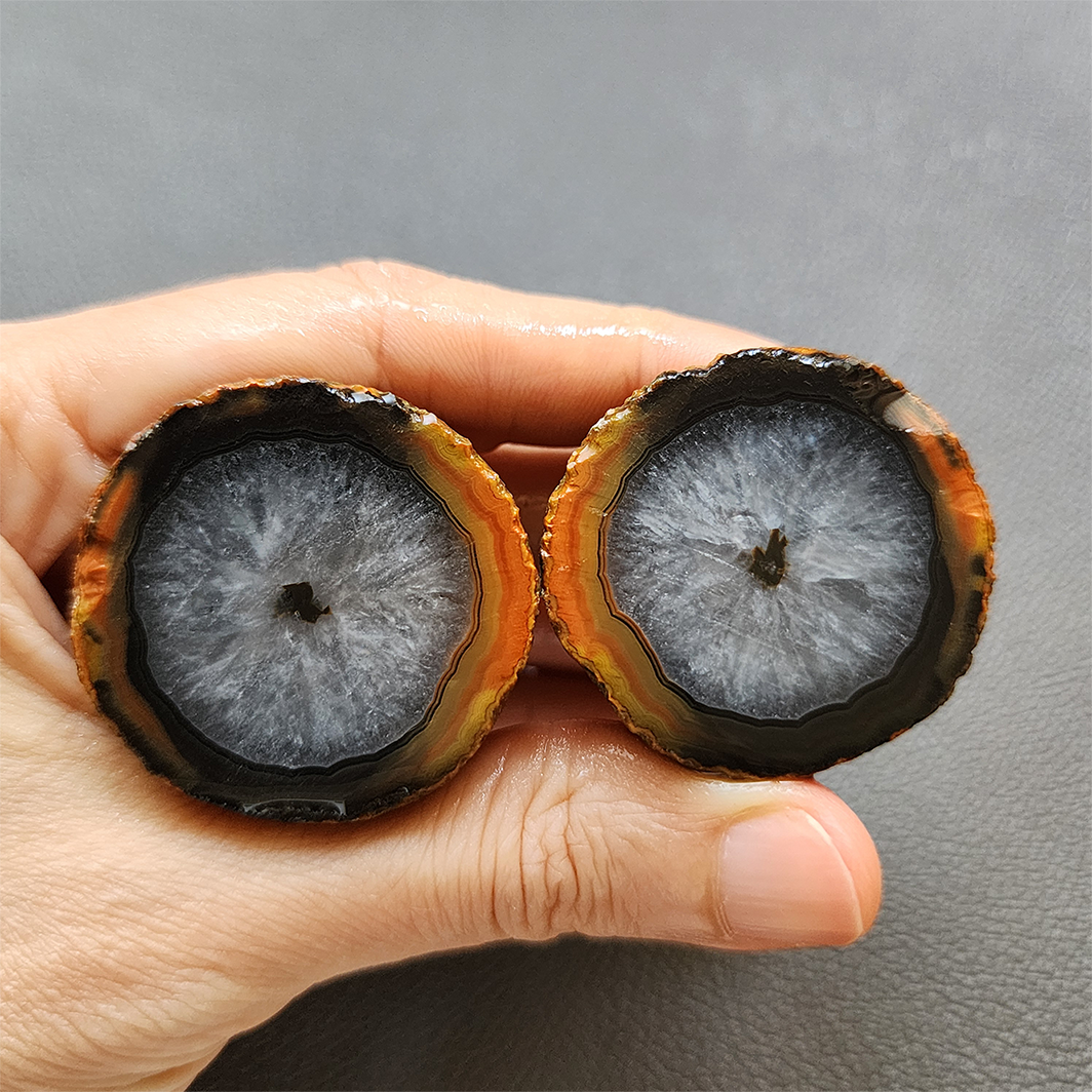 Zhanguo Red Agate Pair Stone (unpolished) ZR017