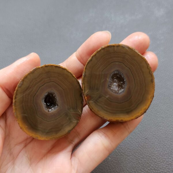Zhanguo Red Agate Pair Stone (unpolished) ZR053
