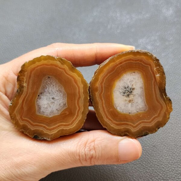 20260426_115934 Zhanguo Red Agate Stone (unpolished) ZR051