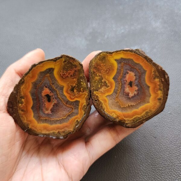 Zhanguo Red Agate Pair Stone (unpolished) ZR024