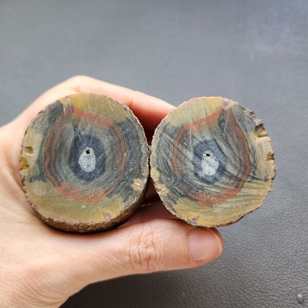20260426_145653 Zhanguo Red Agate Pair Stone (unpolished) ZR043