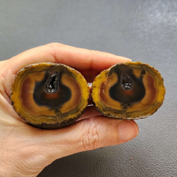Zhanguo Red Agate Pair Stone (unpolished) ZR044