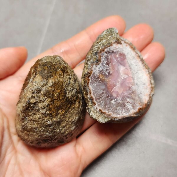 20260623_205626 Zhanguo Red Agate Stone (unpolished) ZR026