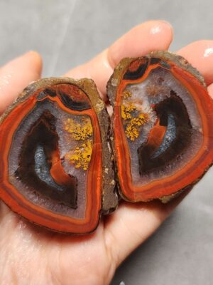 Zhanguo Red Agate Stone (unpolished) ZR029