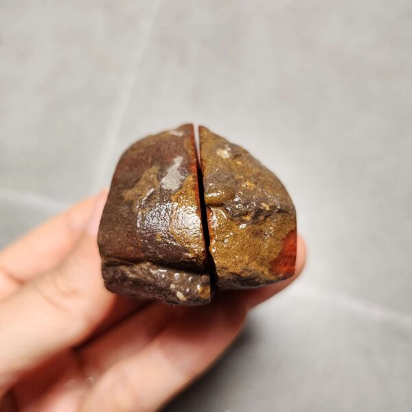 Zhanguo Red Agate Stone (unpolished) ZR029