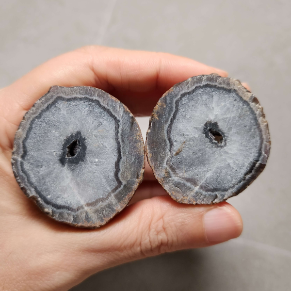 20260711_171220 Zhanguo Red Agate Pair Stone (unpolished) ZR056