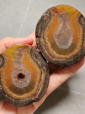 Zhanguo Red Agate Pair Stone (unpolished) ZR057