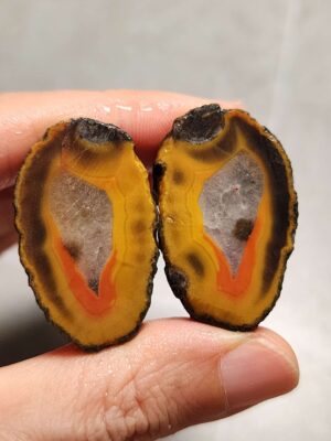 Zhanguo Red Agate Pair Stone (unpolished) ZR062