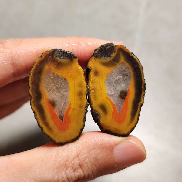 Zhanguo Red Agate Pair Stone (unpolished) ZR062