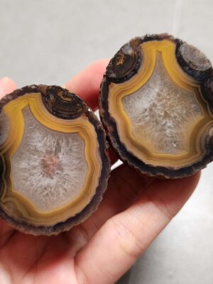 Zhanguo Red Agate Pair Stone (unpolished) ZR064