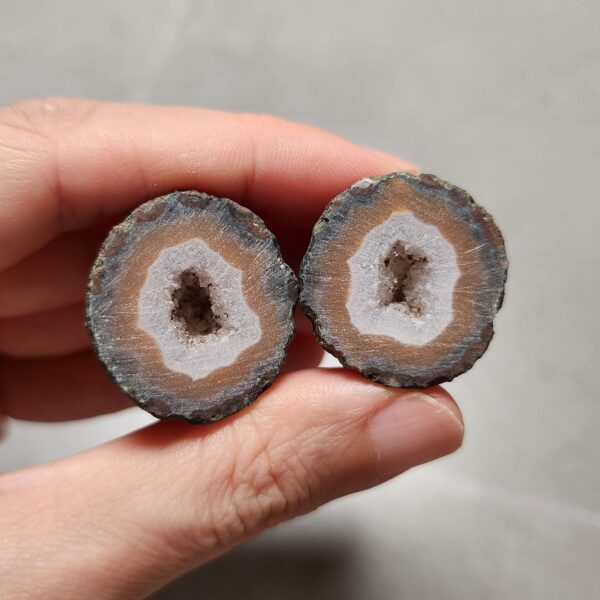 Zhanguo Red Agate Pair Stone (unpolished) ZR070