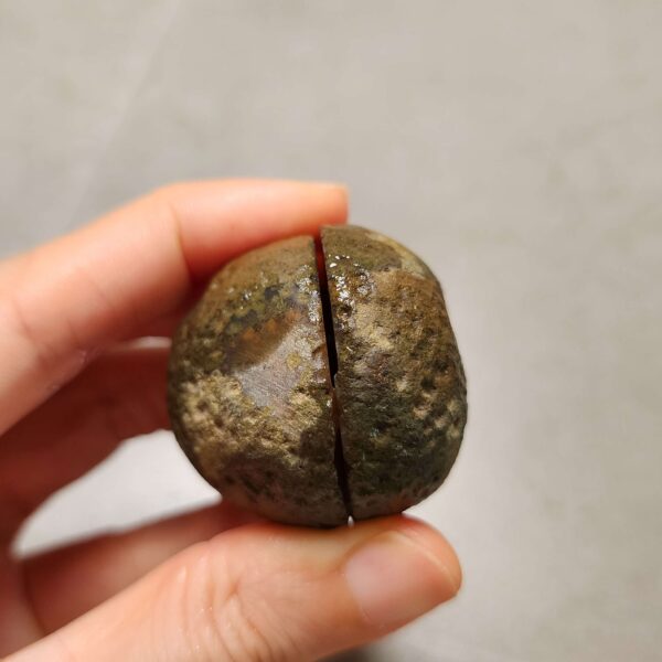 20260726_154145 Zhanguo Red Agate Pair Stone (unpolished) ZR082